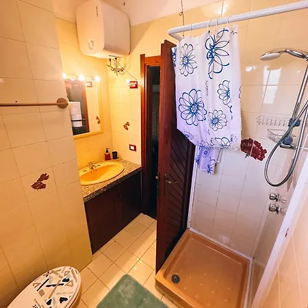 Casetta Marina بيت للعطل