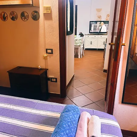 Casetta Marina بيت للعطل *